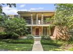 3125 Patrick Henry Dr #221, Falls Church, VA 22044