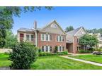 12002 Ridge Knoll Dr #7, Fairfax, VA 22033