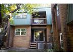 319 Meadowview Ln #319, Mont Clare, PA 19453