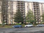 3100 S Manchester St #816, Falls Church, VA 22044