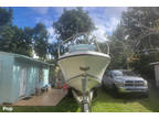 1993 Mako 261 B