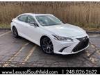 2022 Lexus ES 250