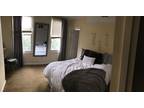 $ 2000.00 3 bd rm , living rm, eat-in kitchen , walk in closet, 1 full bath.