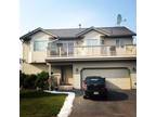 BEAUTIFUL 4 bed/3bath single family home in fabulous Southport***