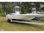 2005 Nautic Star 2200