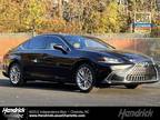 2023 Lexus ES 300h