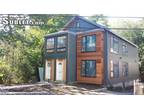 Five+ Bedroom In Roxbury