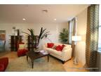 Custom Built Townhouse Penthouse 3 Bedroom 2.5 ...