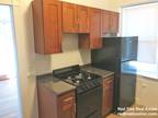 Amazing Unit With Three Bedrooms, Living And Di...