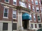 Nice Studio Apt In Allston W/ Heat & Hot Wa...