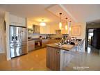 Renovated High End Condo W/ Parking In Coolidge...