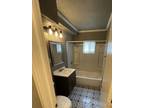 Parklane Apartments - Studio, 1 Bathroom
