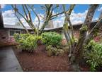 Penzance Garden Court - 2 Bedroom x 1 Bath