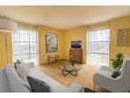 Crystal Tower - 1 Bed 1 Bath Medium w balcony