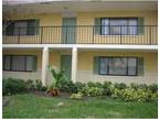 204 Meadows Cir, Boynton Beach, FL 33436