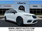 2024 Chrysler Pacifica Hybrid Premium S Appearance Pkg