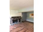3 bd 2.5ba 2car gar, 1600 mo 1 yr lease