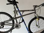 Vintage 1998 Ibis Bow-Ti. 5 Inches of titanium travel. Size Medium.