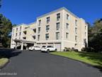 1525 E Putnam Ave #304, Old Greenwich, CT 06870