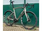 2023 Pinarello F5 Shimano 105 Di2 Disc Road Bike 12SPD Impulse Grey 56cm - NEW
