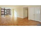 29 1st St #806, Hackensack, NJ 07601