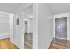 MOVE-IN SPECIAL!! One Bedroom DES MOINES APARTMENT CLOSE TO EVERYTHING!
