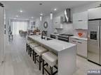 8 Tice Rd #111, Franklin Lakes, NJ 07417