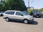 2003 Toyota Sienna