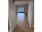 342 Lakeview Dr #103, Weston, FL 33326