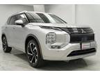 Used 2024 Mitsubishi Outlander for sale.