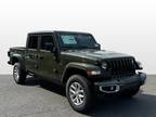 2023 Jeep Green, new