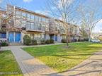 1465 E Putnam Ave #520, Old Greenwich, CT 06870