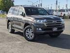 2016 Toyota Land Cruiser