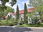 Forest HIll Landmark Estate