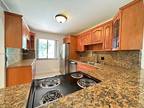 424 Lakeview Dr #103, Weston, FL 33326