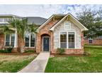 Townhome for Lease in Pearland | Two Primary Bedrooms