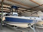 25 foot Nautic Star 251 Hybrid