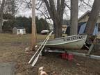 13 foot Starcraft row boat