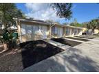 500 N Center St #3, Eustis, FL 32726