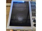 Jenn Air Stainless Steel Electric Cooktop 47” Downdraft & Grill 3-Bay FREE