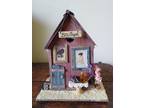 Beautifully made wooden Tiny House!
