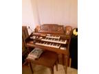wurlitzer funmate organ and bench