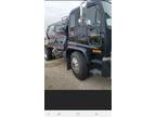 1999 GMC 1750 gallon seal truck