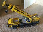 LEGO Technic Mobile Crane