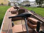 Grumman 16' V boat