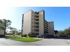 4040 Ironwood Cir #403F, Bradenton, FL 34209