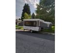 2008 Pop up Craftsman camp trailer