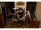 Fuji Altamira 2.1 Di2 Carbon Fiber Road Bike