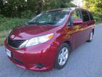 2012 Toyota Sienna LE FWD 8-Passenger V6