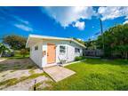681 S Orlando Ave #B, Cocoa Beach, FL 32931
